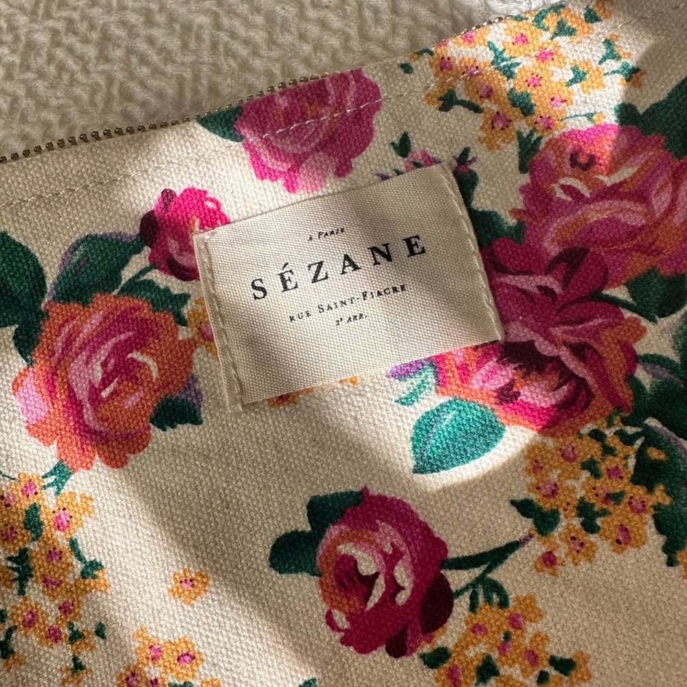 Sézane cosmetic bag